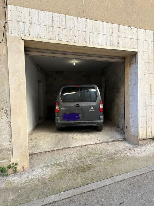 Appartement Centre Ville - Parking Prive - Wifi Nîmes Buitenkant foto